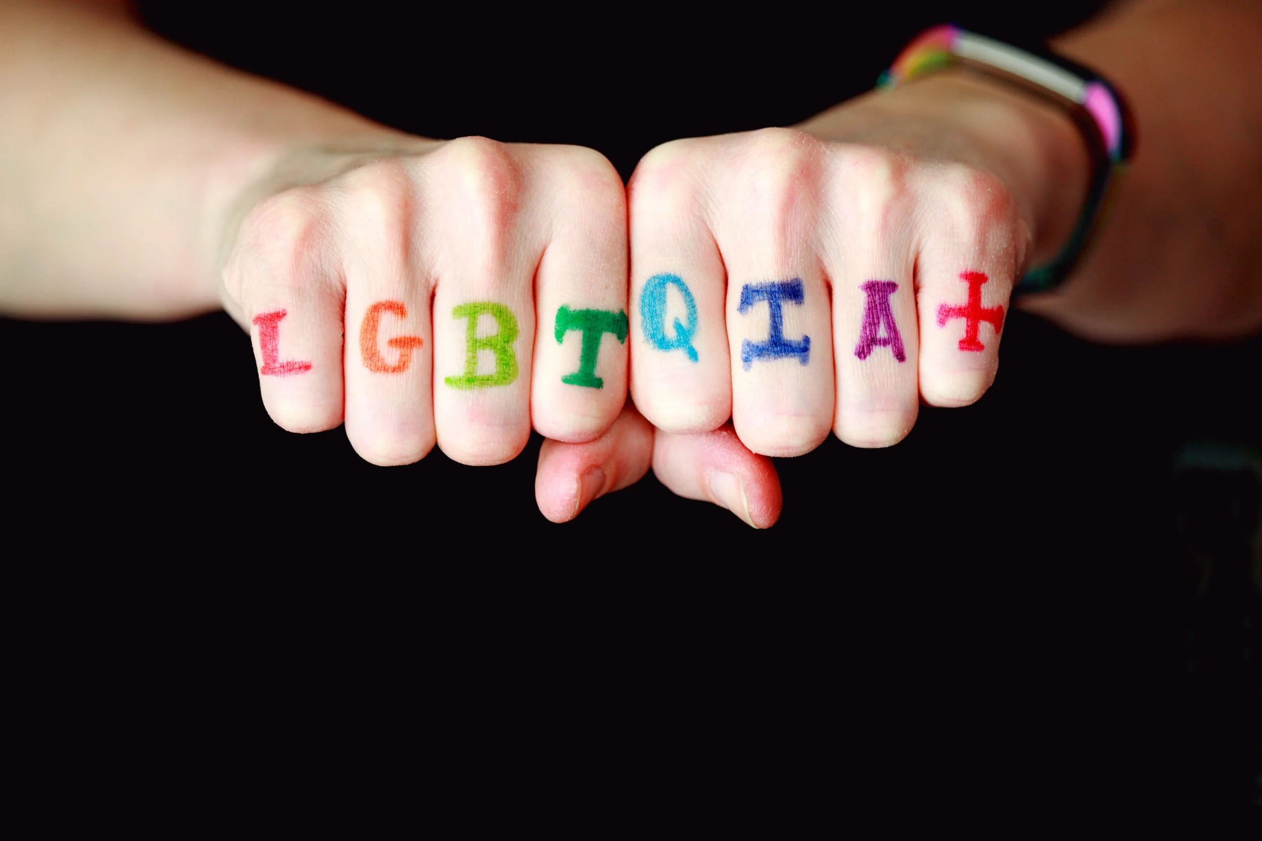  Shows the hands of a Miami couples therapist that supports the LGBTQIA+ community, April Brown, LMFT is a teen therapist in miami, fl and couples therapist in maimi, fl that offers miami marriage counseling and couples therapy in miami, fl. 